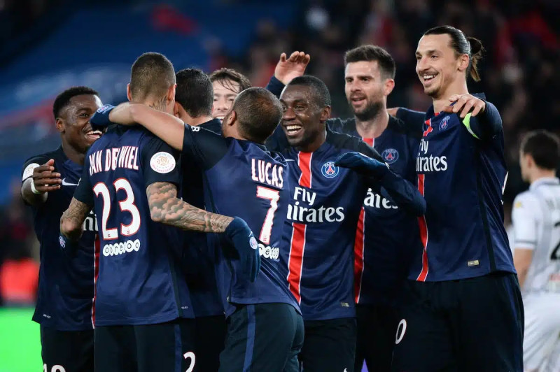 PSG : Cette équipe de foot va-t-elle tout perdre… ou tout gagner ?