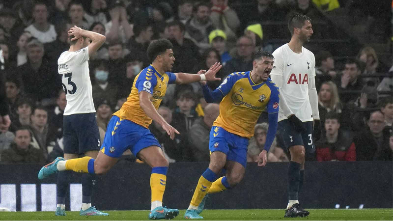 Tottenham inflige une défaite cuisante à Southampton, scellant leur relégation historique