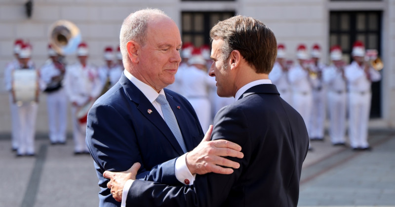 Albert II de Monaco accueille Emmanuel Macron : une visite d’État historique sous le signe des océans