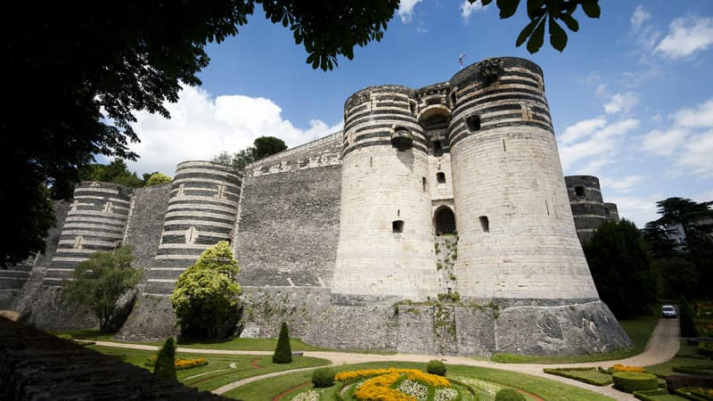 Drame au château d’Angers&nbsp;: une sexagénaire décède après une chute dans les douves