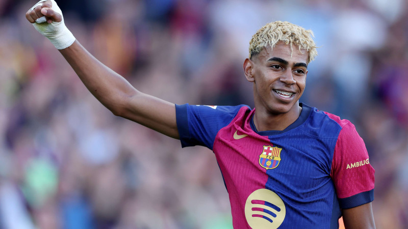 Lamine Yamal : Le Phénomène du Barça Séduit l’Europe, le PSG à l’Affût