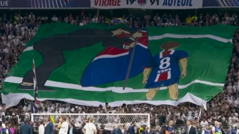 Luis Enrique bouleversé par l’hommage des supporters du PSG à sa fille Xana lors du sacre européen