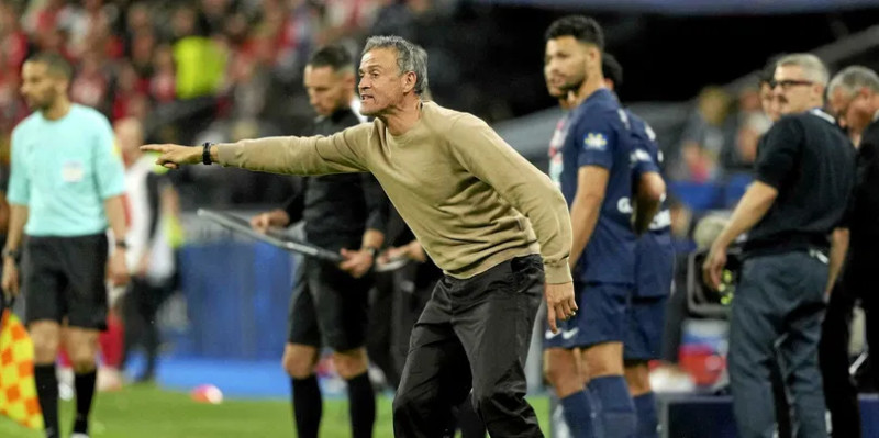 PSG : Luis Enrique, l’entraîneur qui a transformé Paris en champion d’Europe