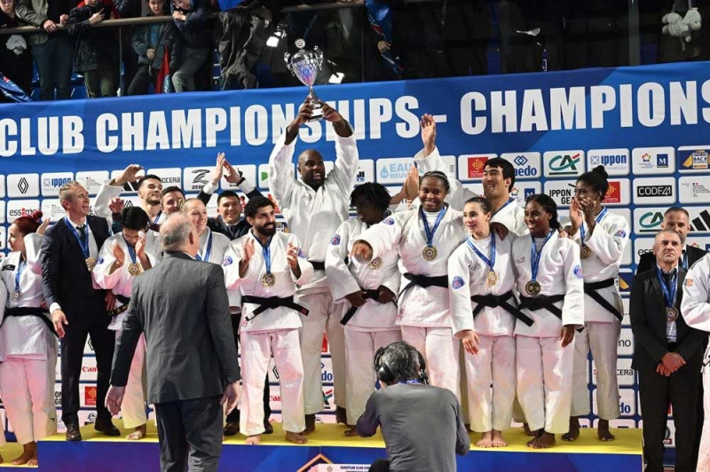 PSG : Teddy Riner, Mbaye et l’Arc de Triomphe sous les projecteurs, le club fait le buzz