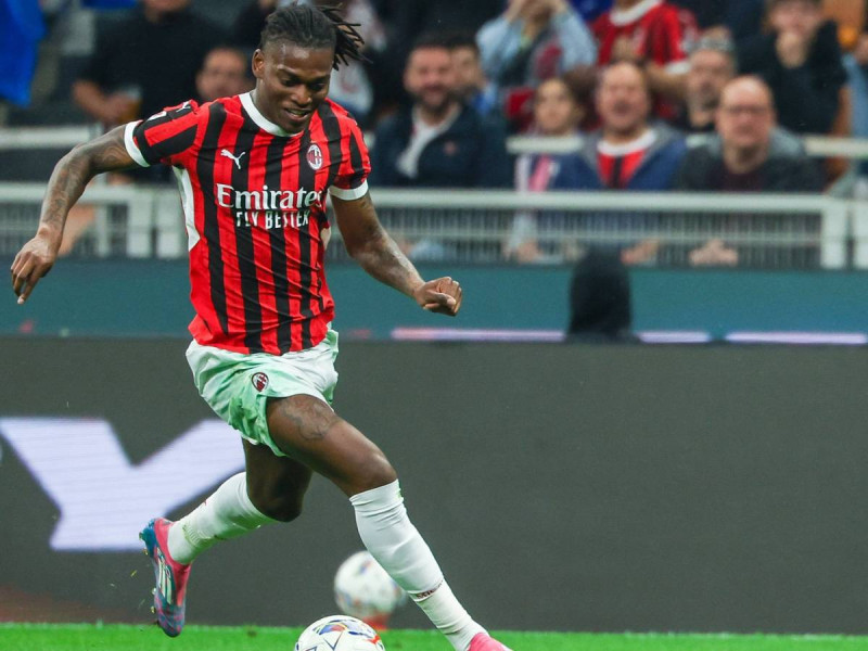 Rafael Leão : le Bayern Munich prêt à frapper fort, l’AC Milan sous pression