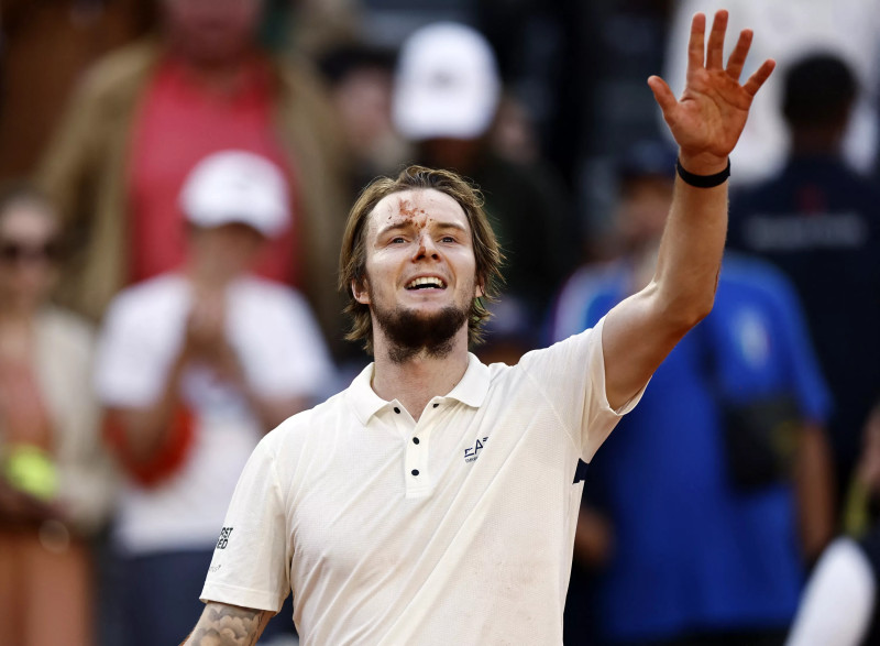 Roland-Garros : Jack Draper s’incline face à Bublik, la sensation kazakhe brise l’élan britannique
