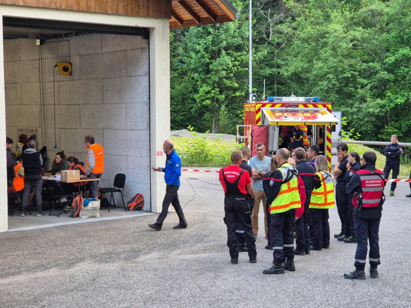 Spéléologues secourus en Isère : une opération de sauvetage spectaculaire à Saint-Pierre-de-Chartreuse