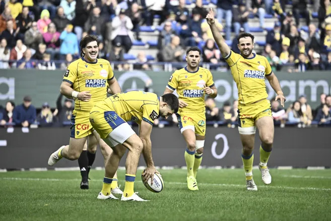 Clermont humilie Montauban en Top 14 : 84-31, un festival offensif au Michelin