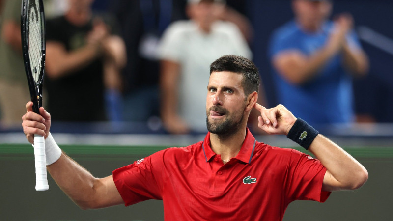 Djokovic résiste à Hanfmann et se qualifie pour les huitièmes à Shanghai