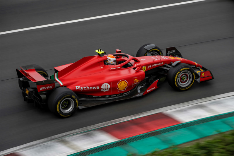 Drame chez McLaren à Singapour : Norris et Piastri s'accrochent, Stella en appelle au calme