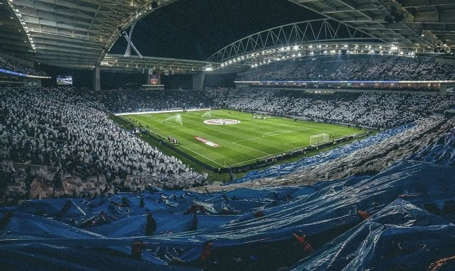 FC Porto vs Estrela Vermelha : un choc européen serré au Stade du Dragão