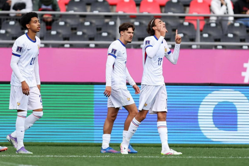 France U20 arrache les quarts face au Japon en prolongation