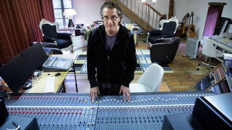 Francis Cabrel : confidences sur son père et l'actualité d'Astaffort