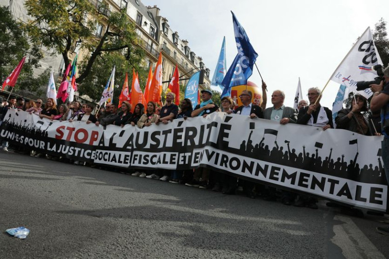 Grève du 2 octobre : manifestations à Paris et Lyon, trafic RATP et SNCF sous tension