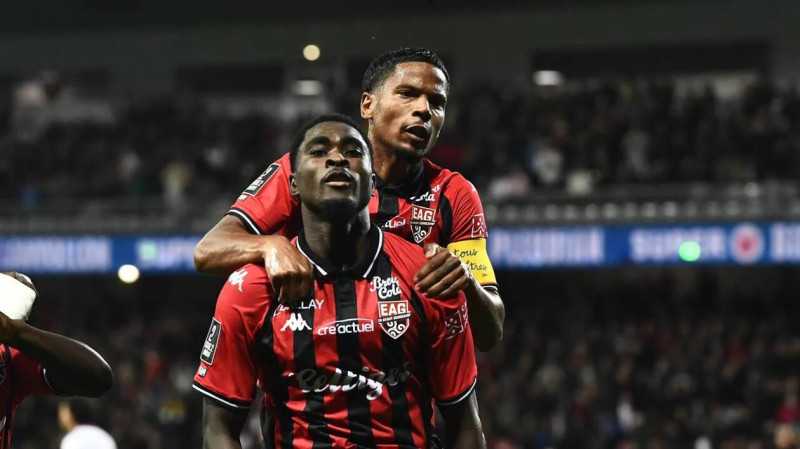 Guingamp-Nancy en Ligue 2 : un choc breton-lorrain sous tension