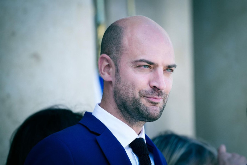 Jean-Noël Barrot reconduit au Quai d'Orsay : une continuité sous tension