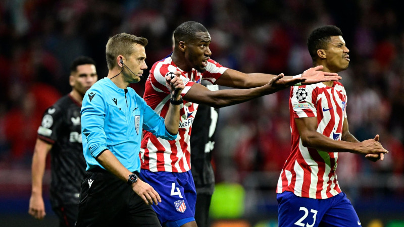 Leverkusen et PSV se séparent sur un nul frustrant en Ligue des champions