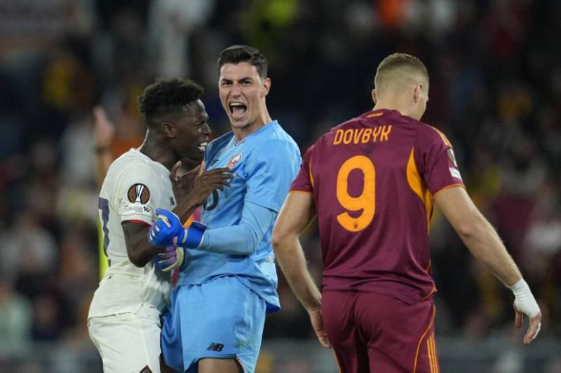 Lille triomphe à Rome en Ligue Europa : Özer, héros impérial