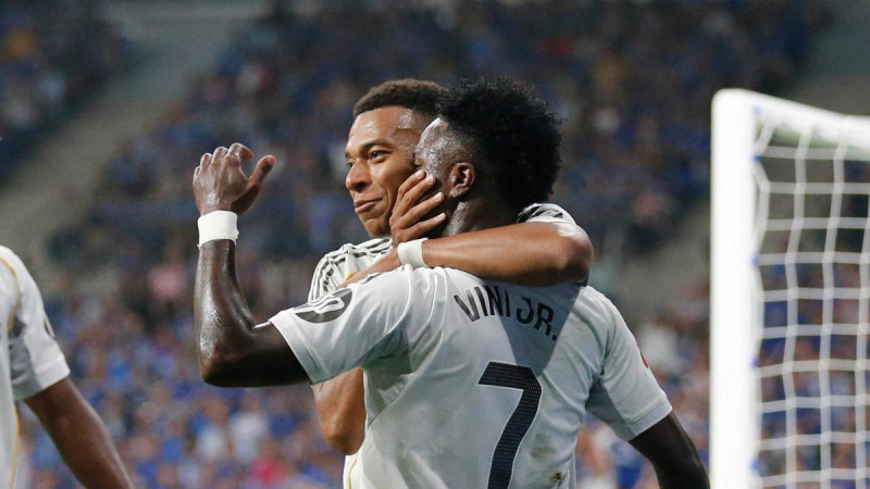 Real Madrid triomphe 3-1 face à Villarreal et s'empare du leadership en La Liga