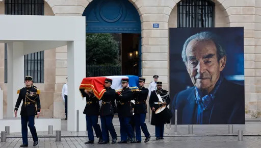 Robert Badinter au Panthéon : l'héritage immortel de l'abolition de la peine de mort