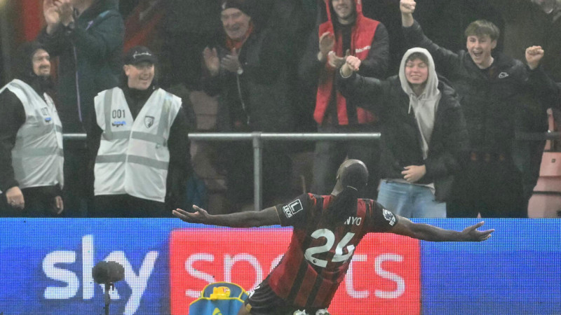 Semenyo brille en double buteur : Bournemouth terrasse Fulham et vise le podium