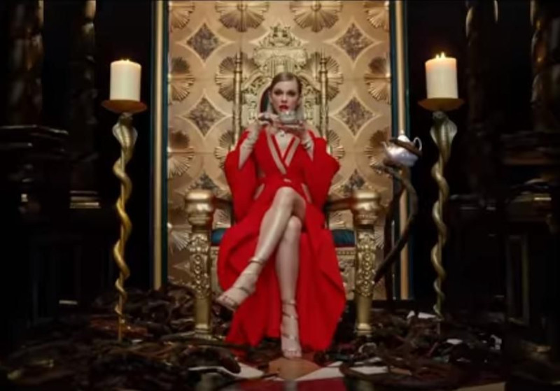 Taylor Swift écrase les records d'Adele avec son album et son film événement