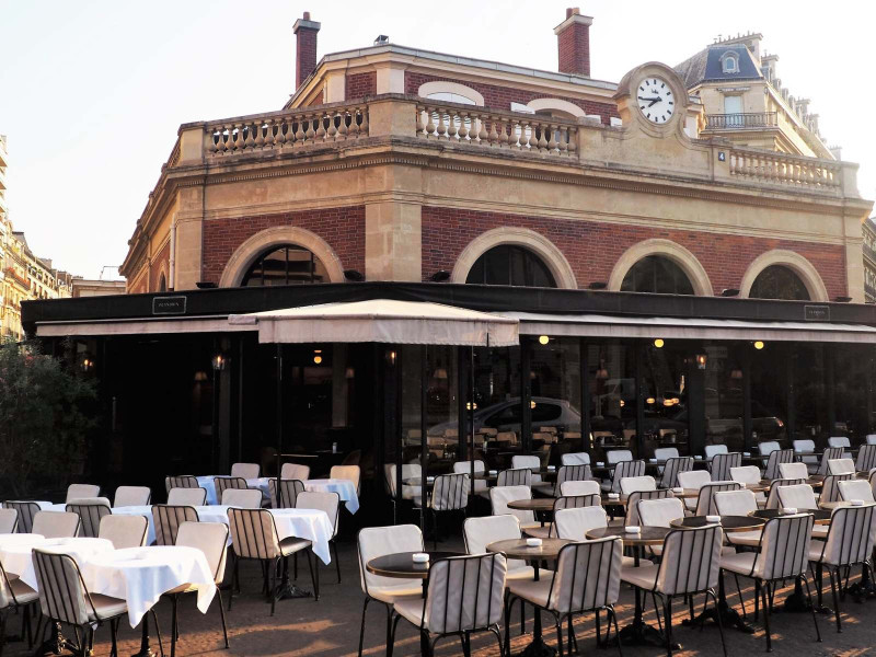 Bernard-Henri Lévy et Louis Sarkozy: Une Rencontre au Restaurant Le Flandrin à Paris