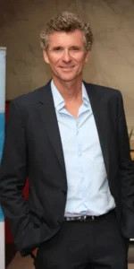 Denis Brogniart: Un Animateur Iconique et Polyvalent