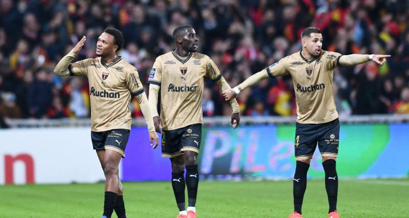 Lens affronte Strasbourg : Un match crucial en Ligue 1