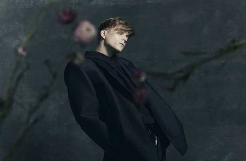 Loïc Nottet: Un Artiste Polyvalent et Inspirant