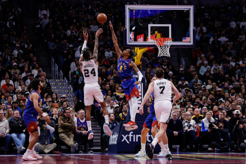 Les Spurs triomphent des Nuggets grâce à une performance exceptionnelle de Devin Vassell