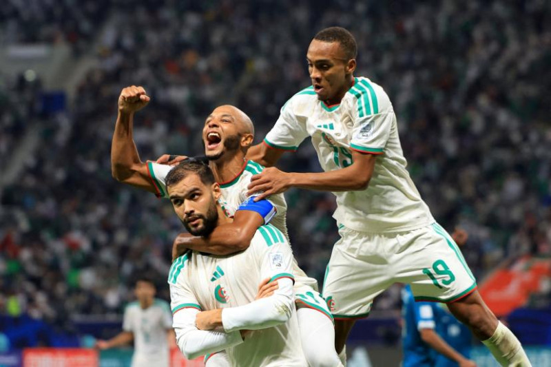 La Rive Gauche: Algeria vs. United Arab Emirates - Un Clash de Champions dans la Coupe Arabe 2025