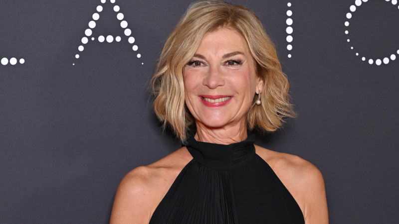 Emily in Paris Saison 6: Une Nouvelle Ère avec Michèle Laroque