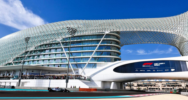 Max Verstappen Domine la Qualification du Grand Prix d'Abu Dhabi 2025