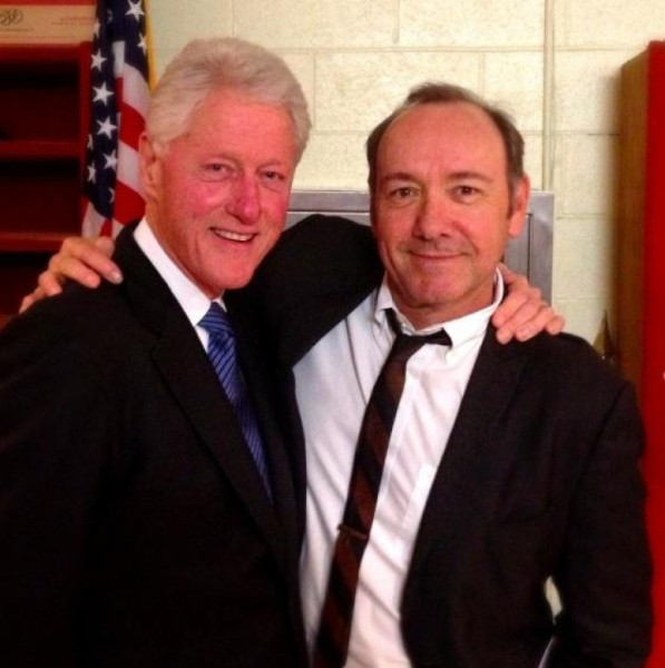 Kevin Spacey et Bill Clinton : De nouvelles révélations troublantes des dossiers Epstein