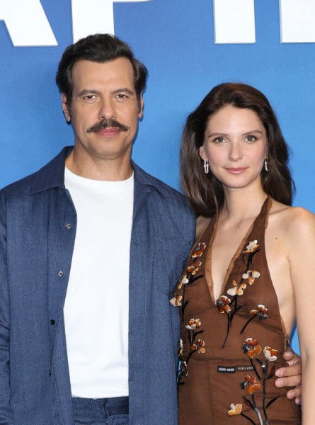 Laurent Delahousse : Une Émission Chargée d'Émotions