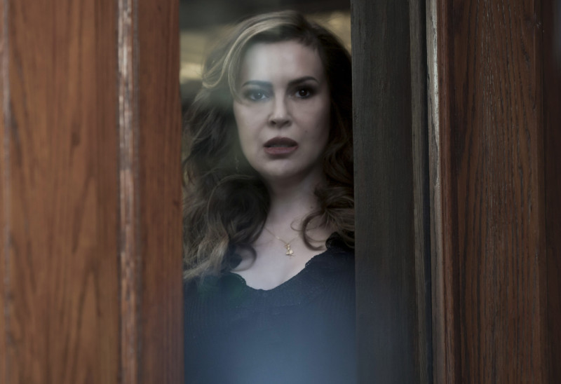 Alyssa Milano et Elsbeth : Une Épopée de Talent et de Mystères