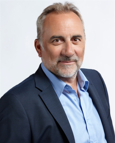 Antoine Duléry: Une Légende du Cinéma et du Théâtre Français