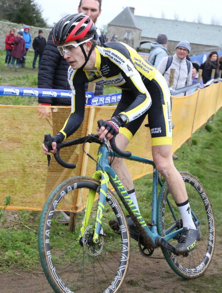Championnat de France de Cyclo-cross 2026 : Joris Delbove triomphe à domicile
