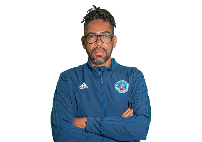 La polémique entre Eric Fouda et Roberto De Zerbi après la déroute de Bayeux face à l'Olympique de Marseille