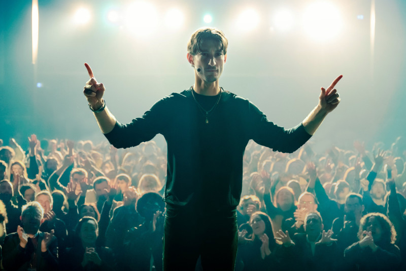 Pierre Niney et Yann Gozlan: Une Collaboration Explosive dans le Thriller "Gourou"