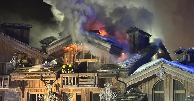 Incendie dramatique à Courchevel : 83 personnes évacuées de l'Hôtel des Grandes Alpes