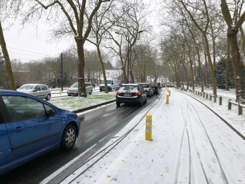 Naolib face à la neige : Circulation interrompu à Nantes