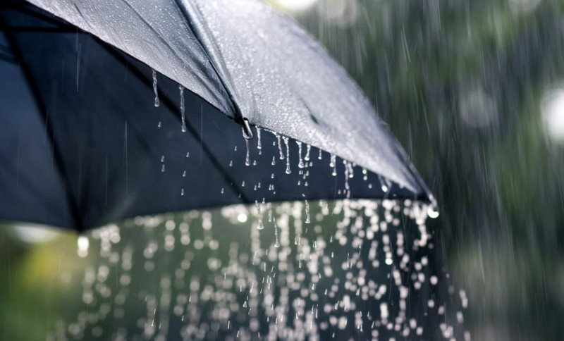 Vigilance Météo : Pluies Verglaçantes et Neige Paralisent le Pays