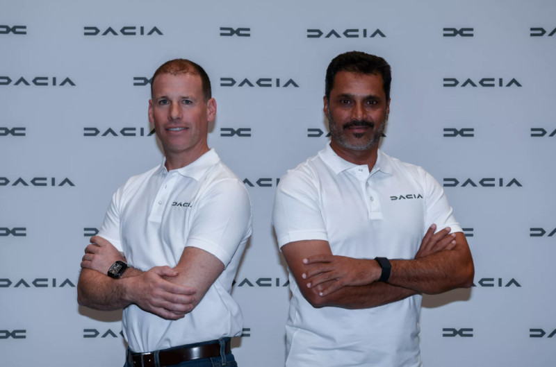 Sébastien Loeb et Nasser Al-Attiyah : Un Duo de Légende au Dakar 2026