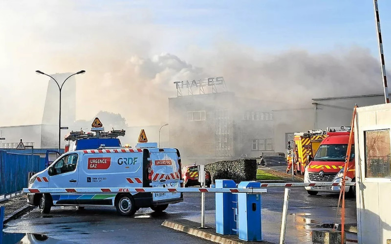 Incendie sur le site de Thales à Brest: une intervention critique