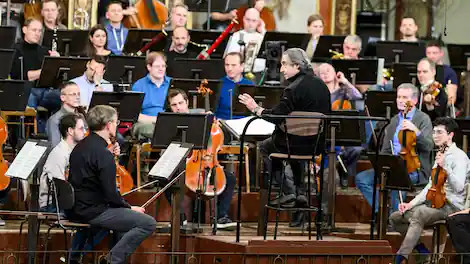 Yannick Nézet-Séguin dirige le Concert du Nouvel An à Vienne