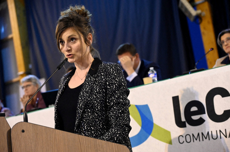 Cherbourg-en-Cotentin : Camille Margueritte remporte la mairie dans un duel serré