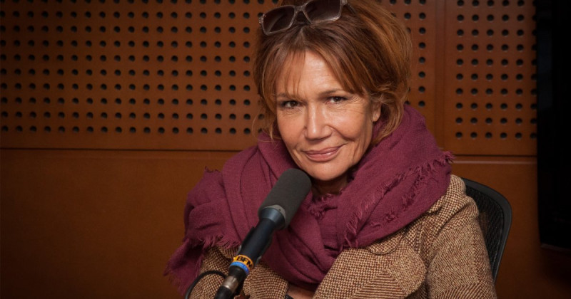 Clémentine Célarié: Une Carrière Éblouissante et une Vie en Couleurs