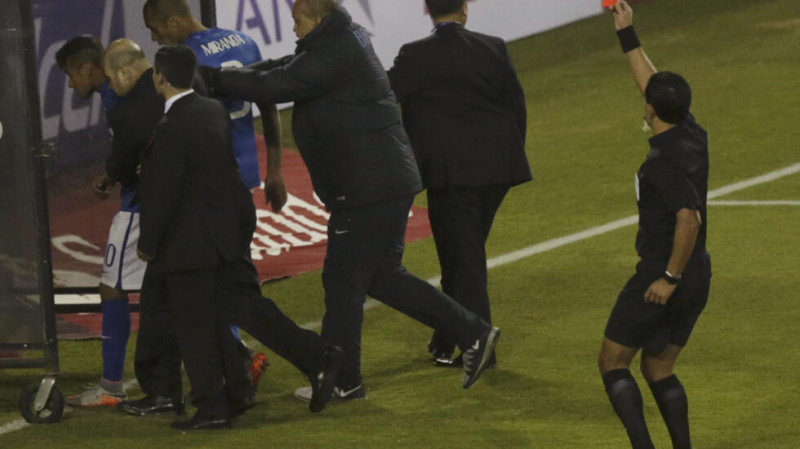 France-Brésil : le carton rouge d'Upamecano, un tournant décisif pour les Bleus